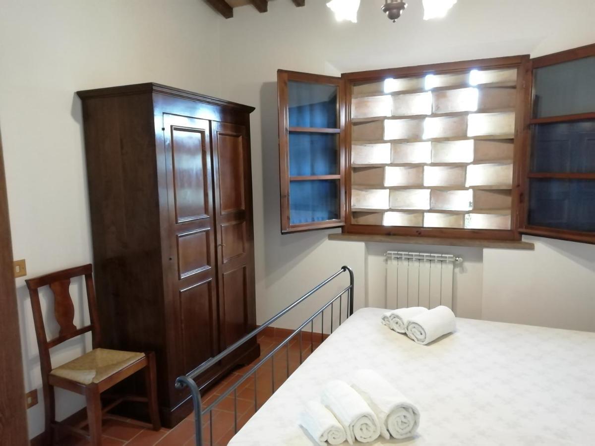 Poggio Massiccioli Apartment Поджибонси Екстериор снимка