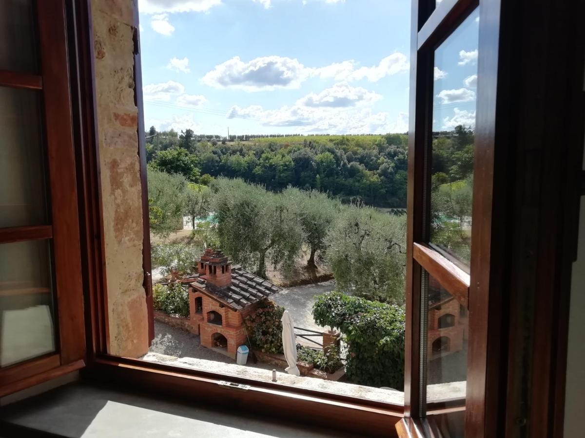 Poggio Massiccioli Apartment Поджибонси Екстериор снимка