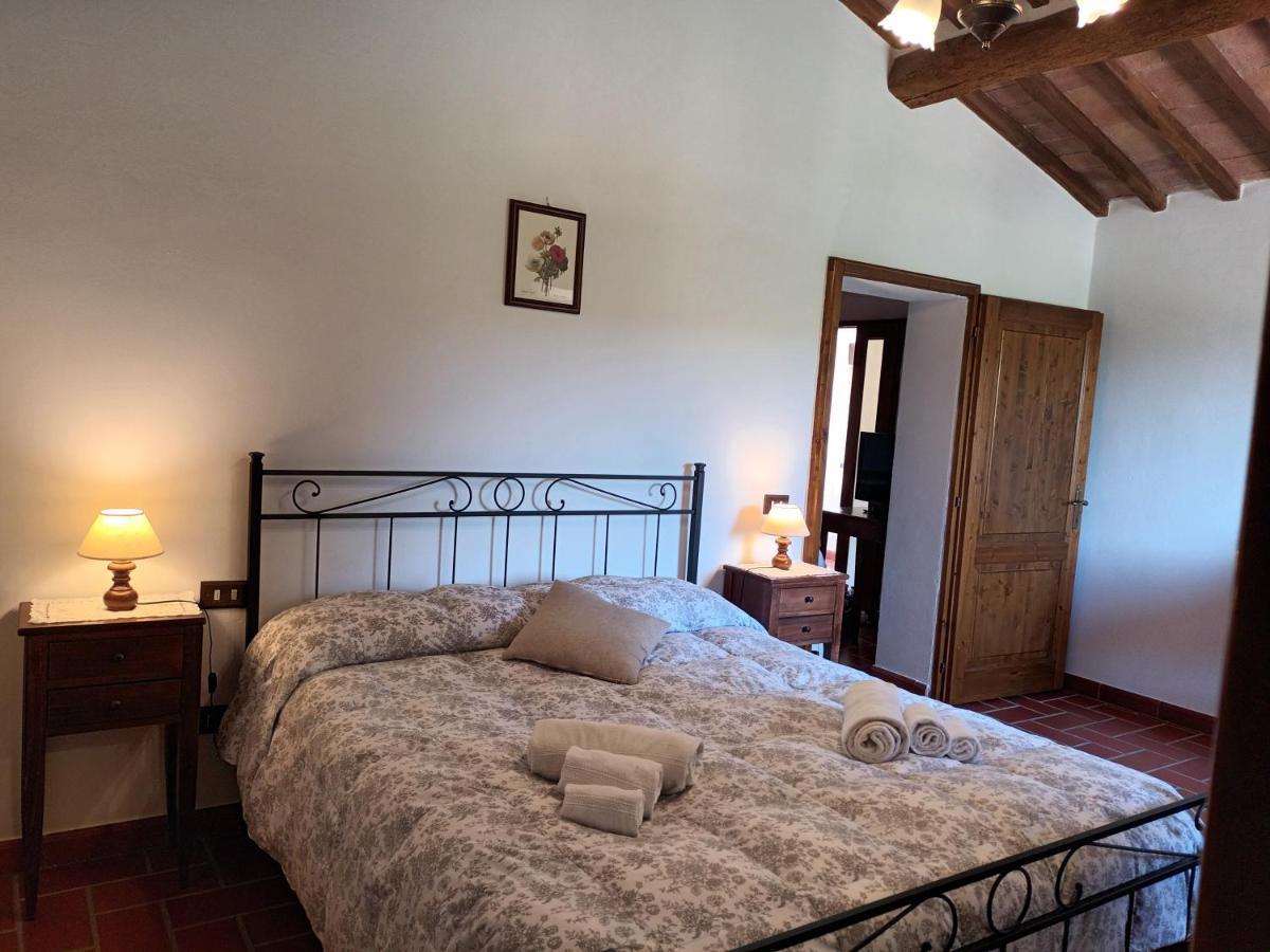 Poggio Massiccioli Apartment Поджибонси Екстериор снимка