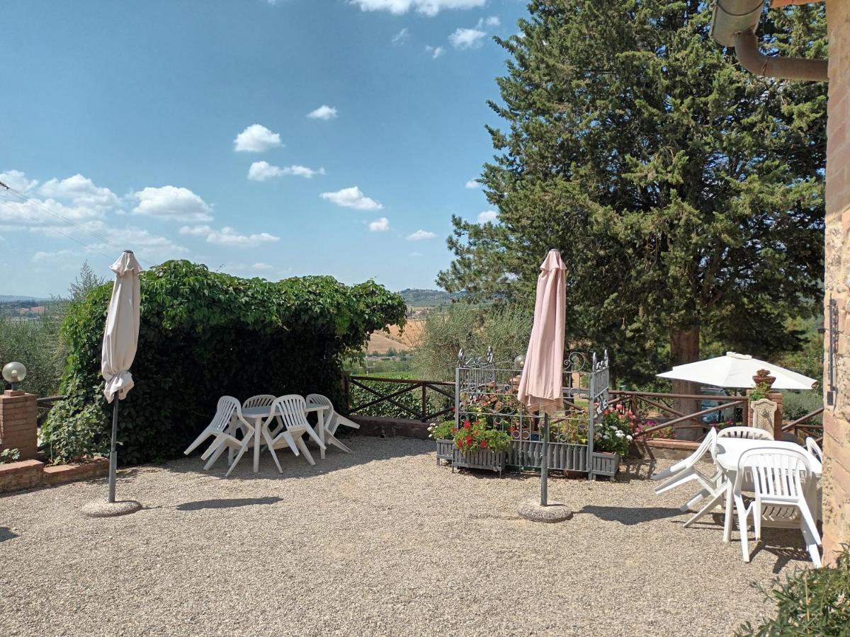 Poggio Massiccioli Apartment Поджибонси Екстериор снимка